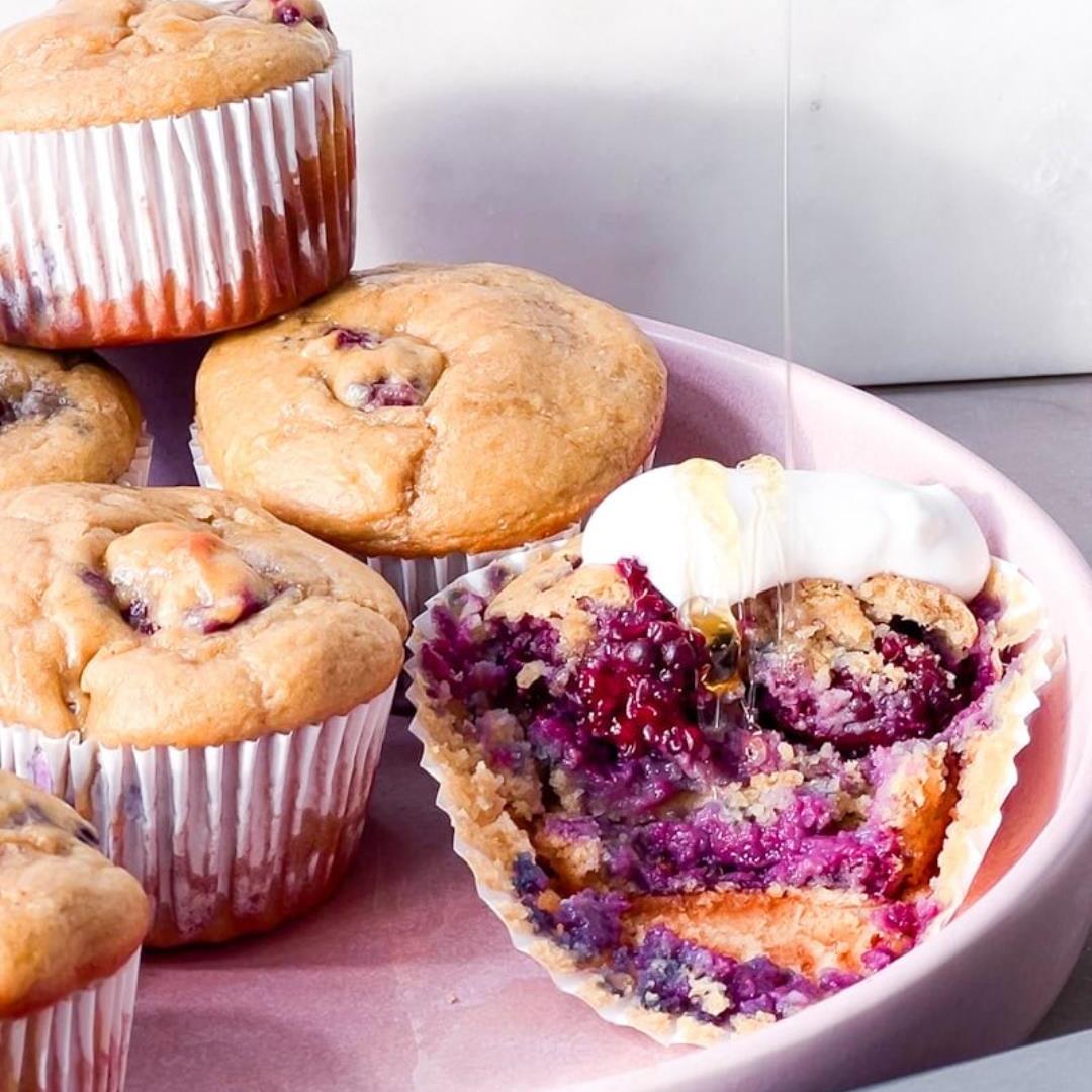 Banana Blackberry Oatmeal Muffins