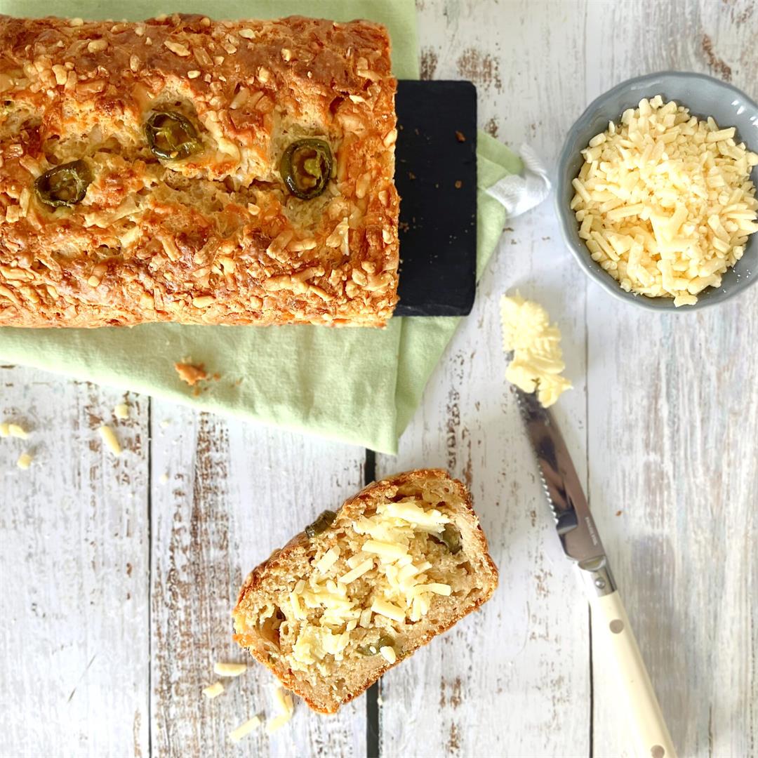 Cheddar Jalapeño Spelt Quick Bread (with Greek Yoghurt)