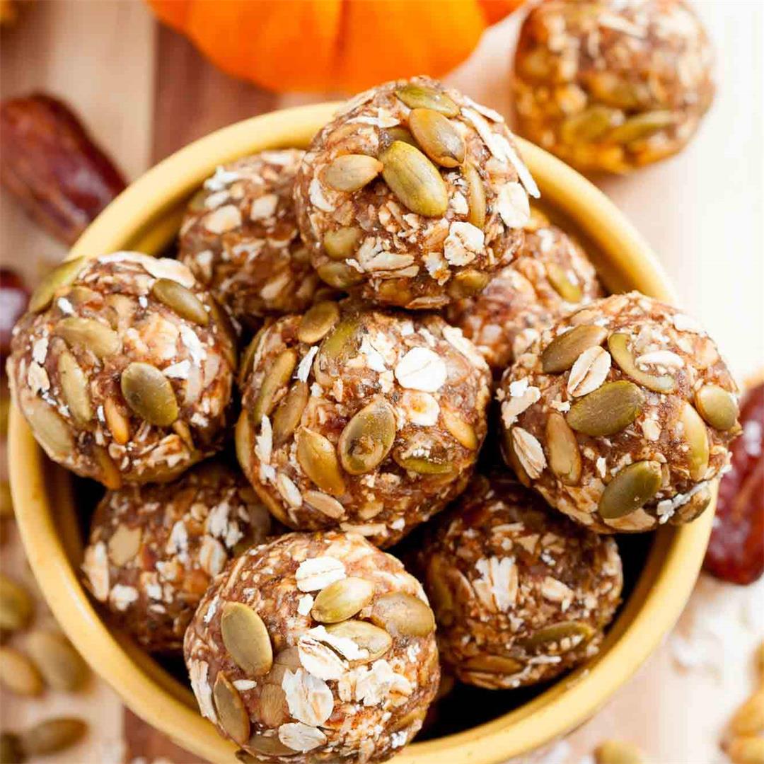 Pumpkin Energy Balls (No Bake)