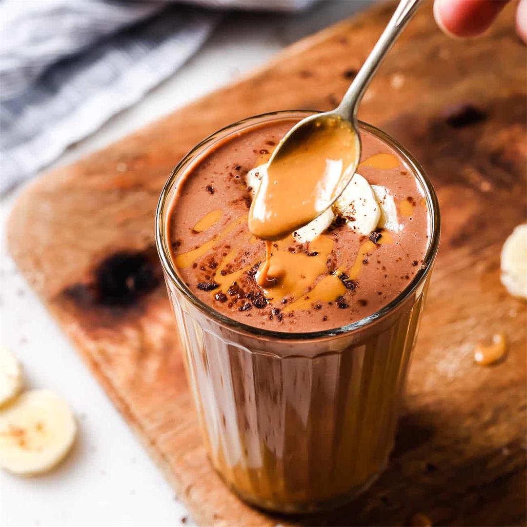 Chocolate Peanut Butter Smoothie