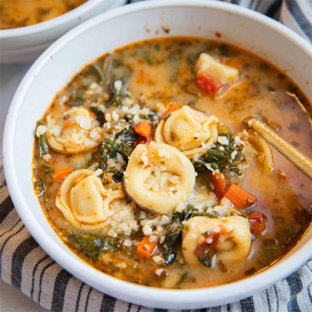 Tuscan Tortellini Soup