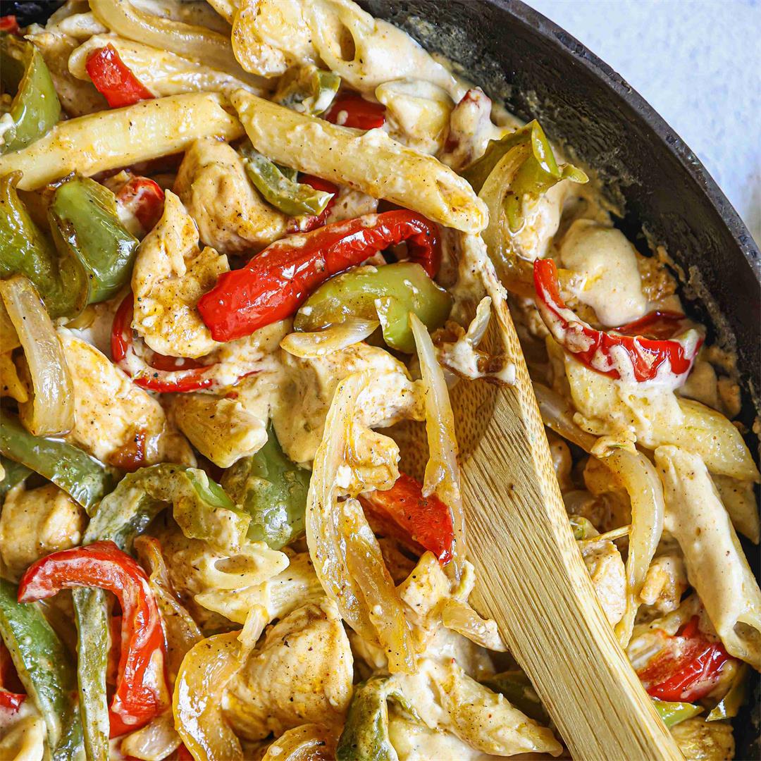 Amazing Chicken Fajita Pasta