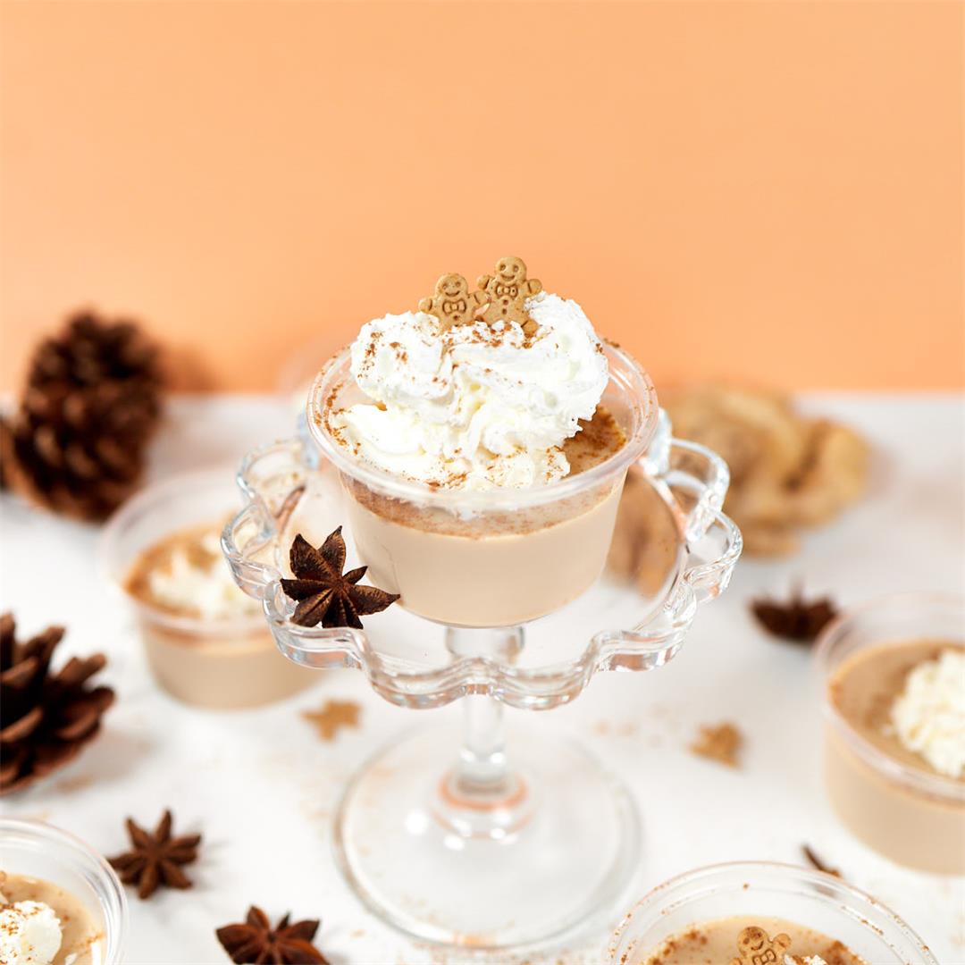 Gingerbread Christmas Pudding Shots