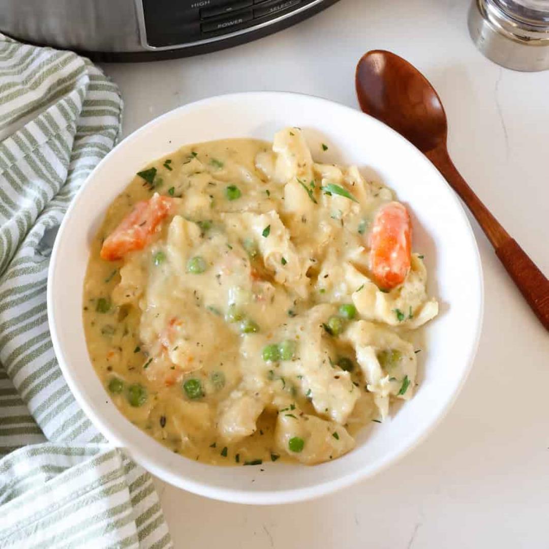 Crockpot Chicken and Dumplings