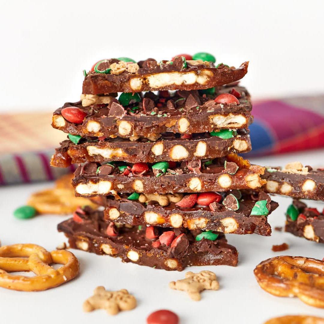 Pretzel Christmas Crack (Chocolate Toffee Bark)