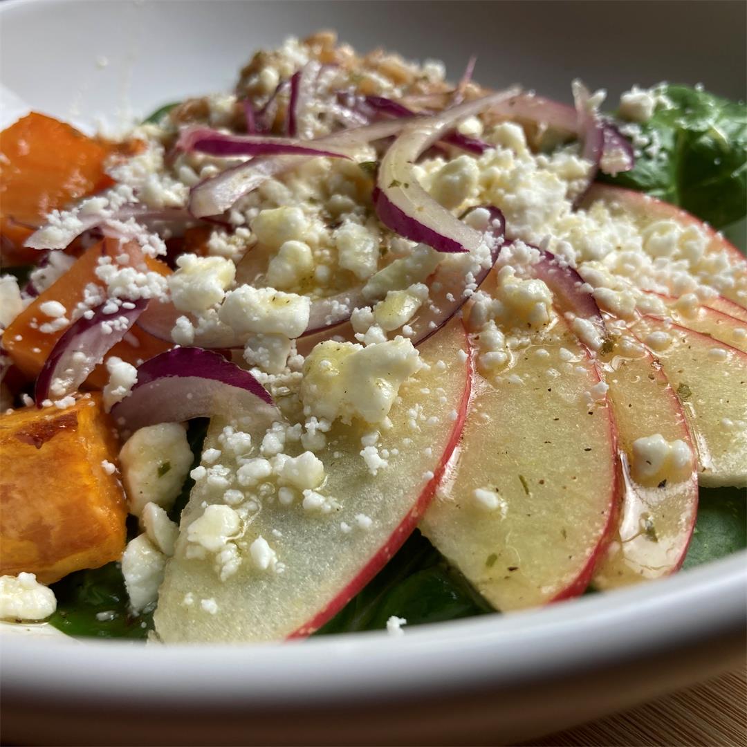 Spinach Bowl with Farro, Apples and Roasted Sweet Potato