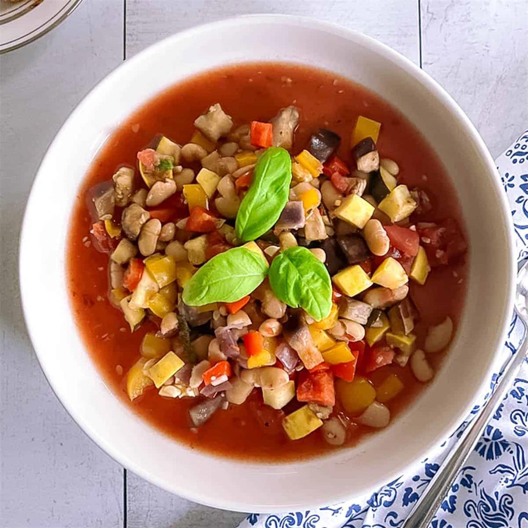 Slow Cooker Ratatouille with White Beans