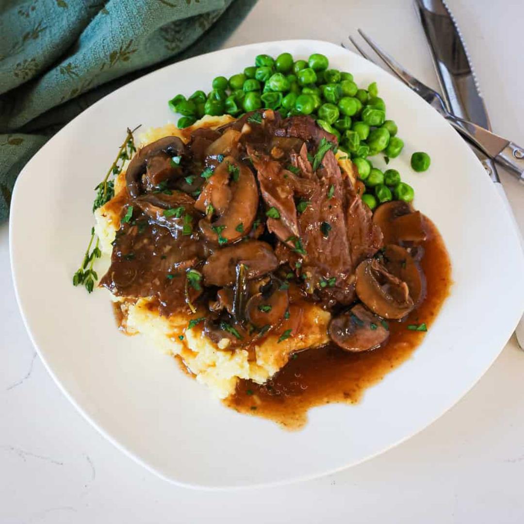 Round Steak with Gravy