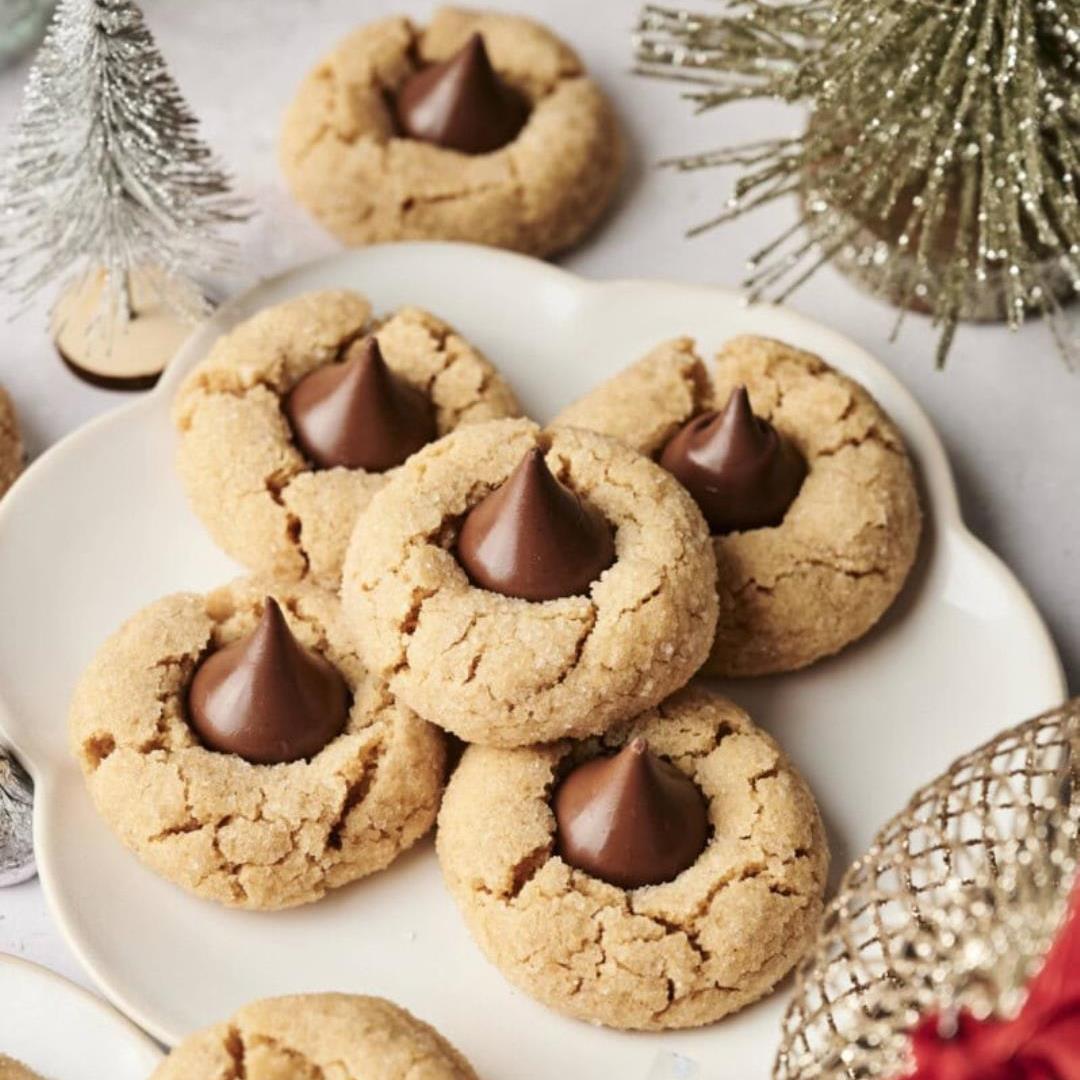 Peanut Butter Blossom Cookies