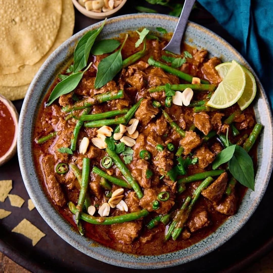 Slow Cooker Thai Red Curry