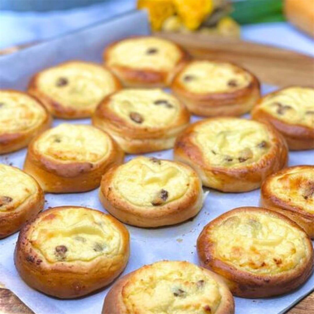 The BEST Mini Ricotta Cakes