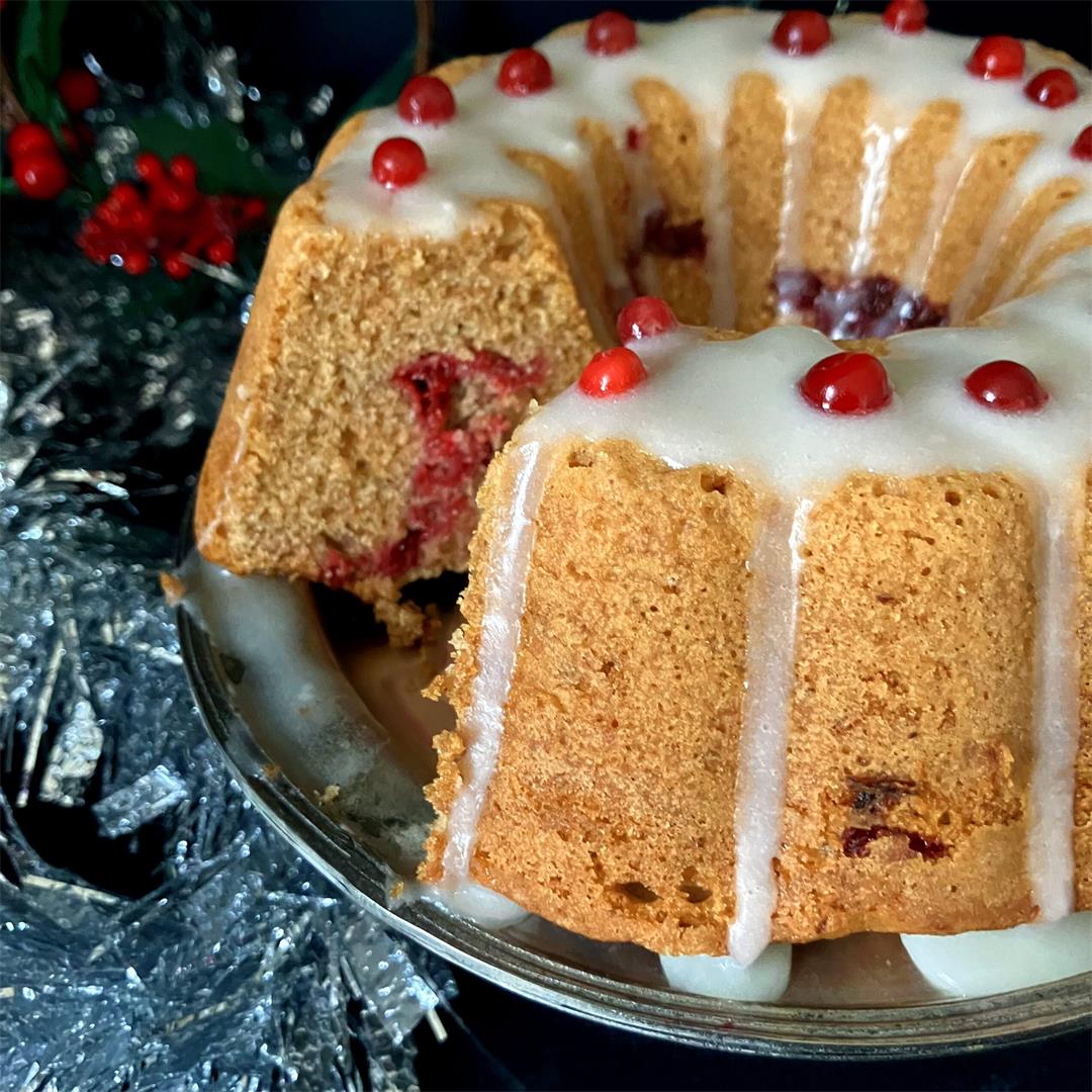 Spelt Swedish Soft Gingerbread (with Lingonberries)