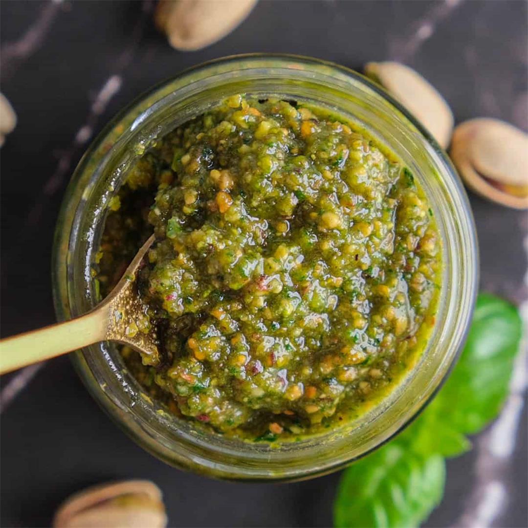 Pistachio pesto