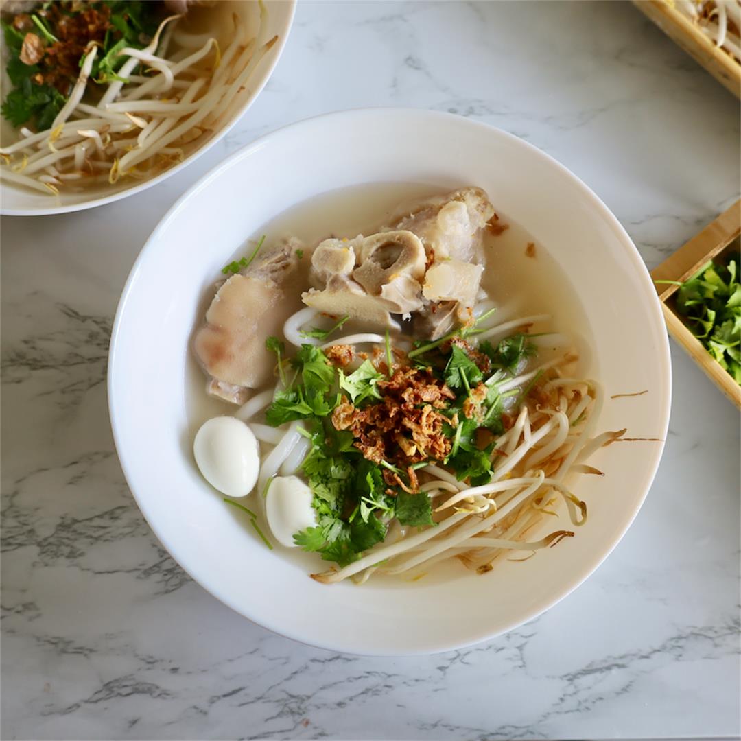 Vietnamese Thick Noodle Soup with Pork Hock (Banh canh gio heo)