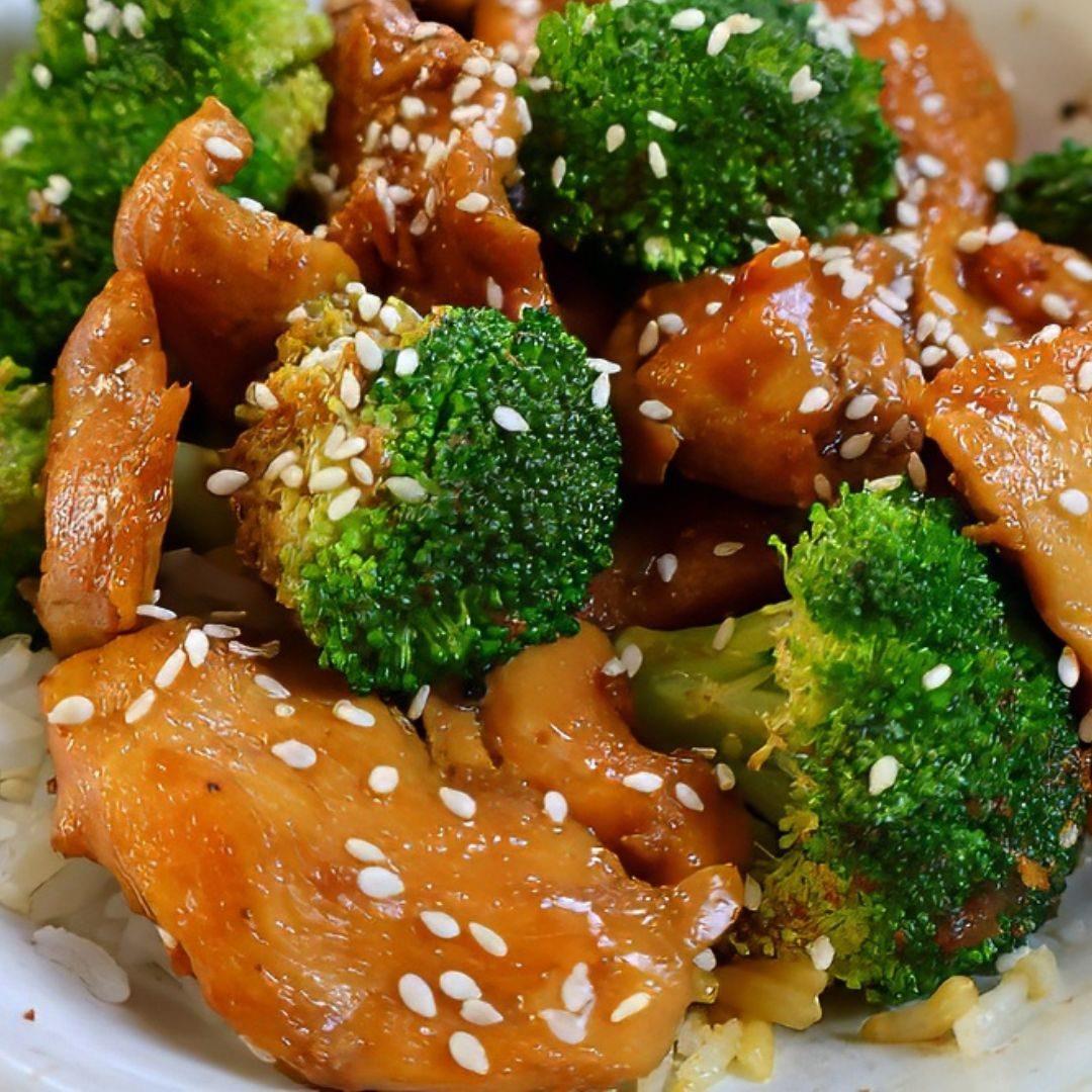 Juicy Chicken & Broccoli