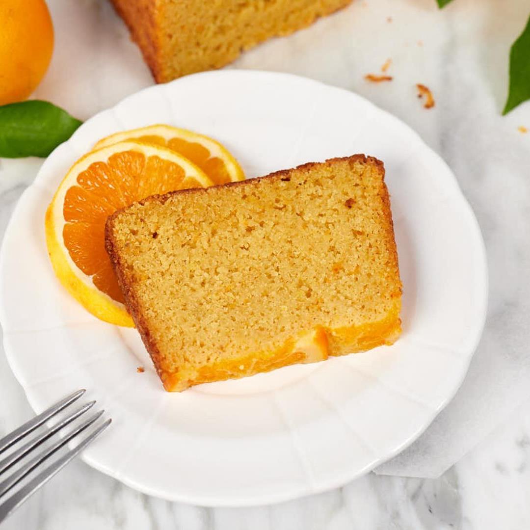 Easy Moist Orange Cake (With Almond Flour)