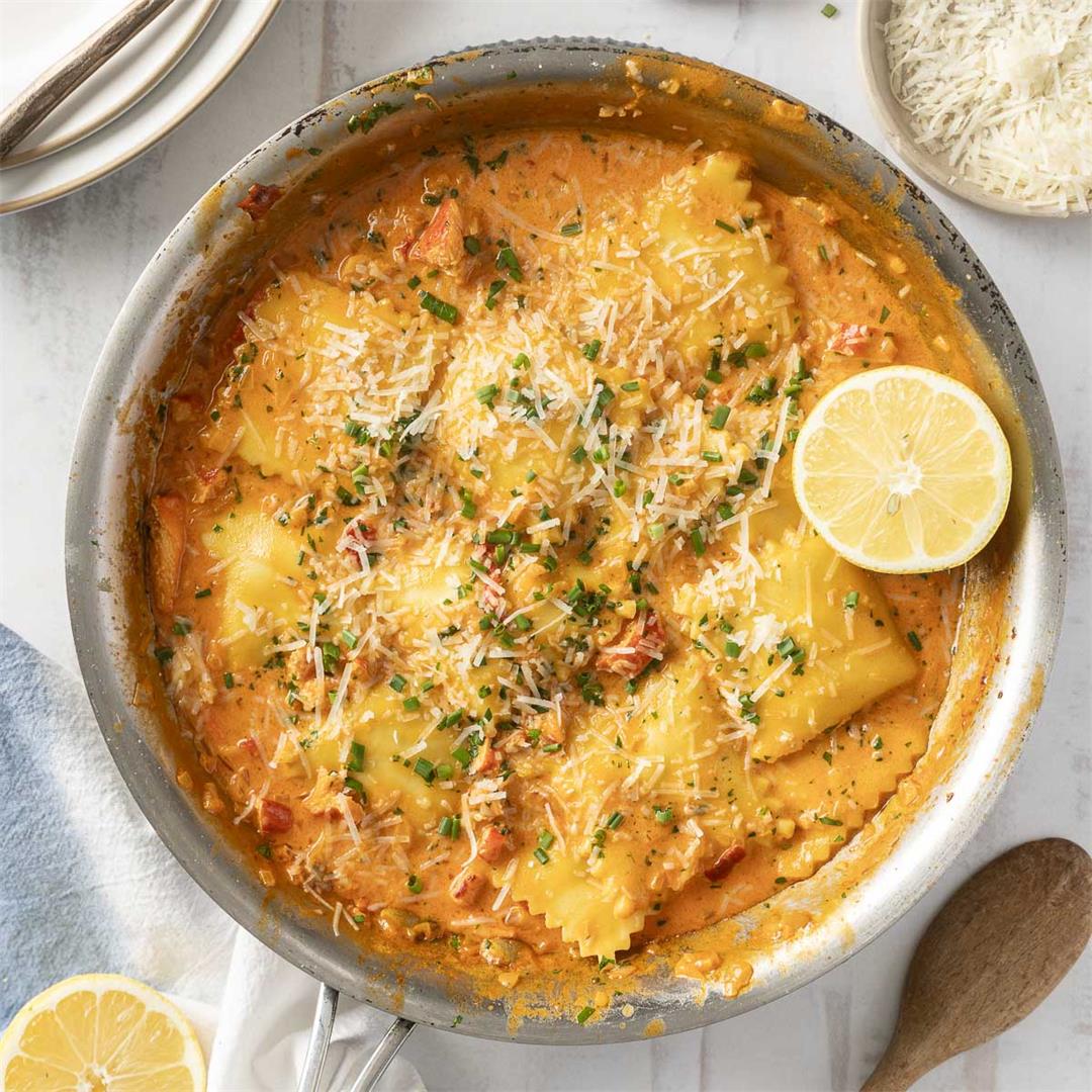 Tomato Cream Sauce for Lobster Ravioli