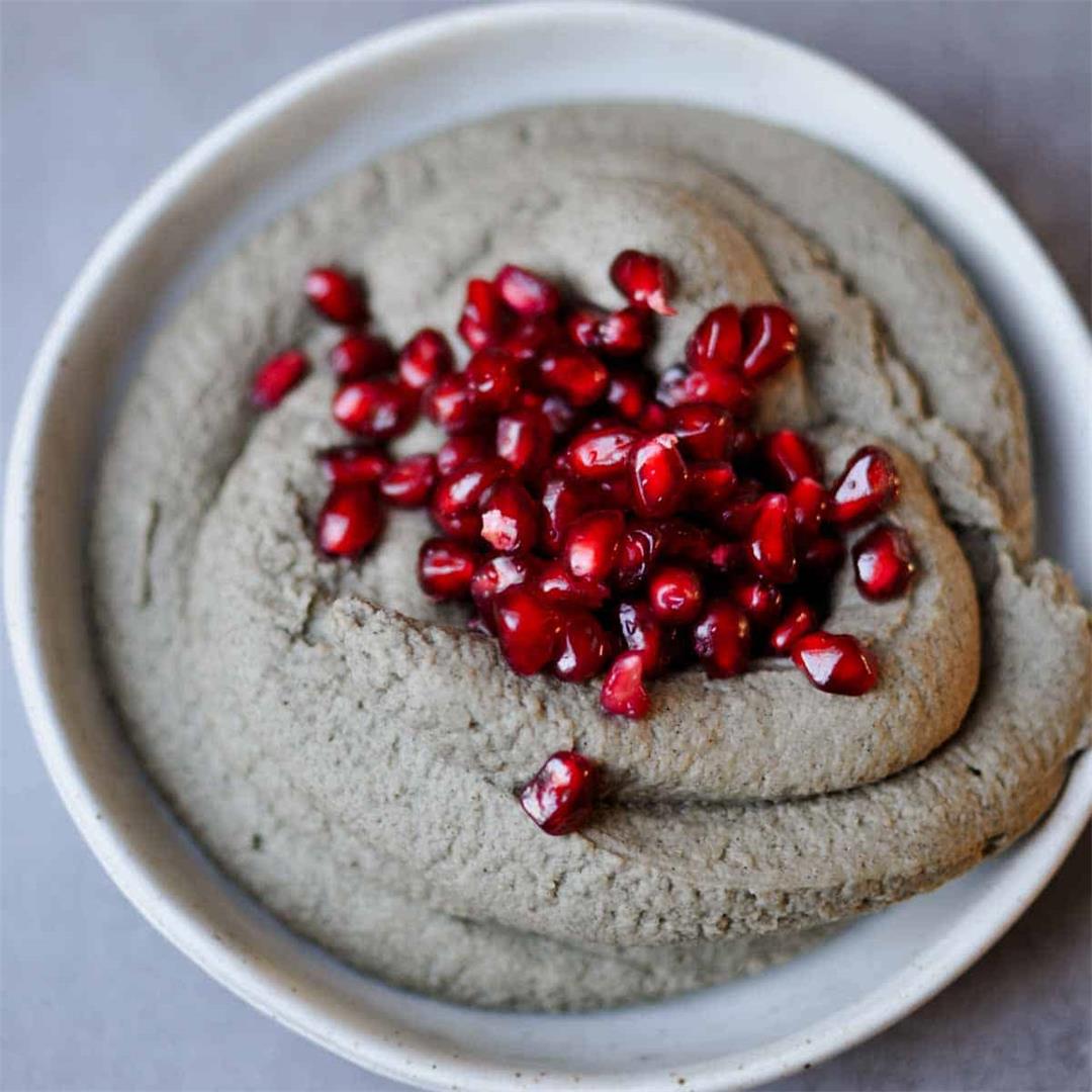 Exquisite black sesame paste hummus