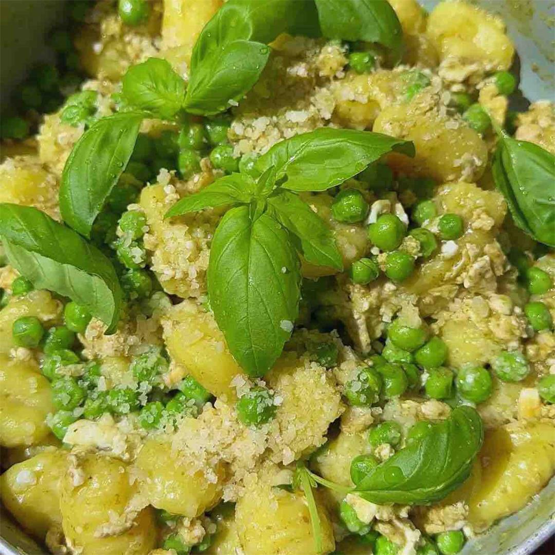 Easy Pesto Gnocchi with Peas and Basil