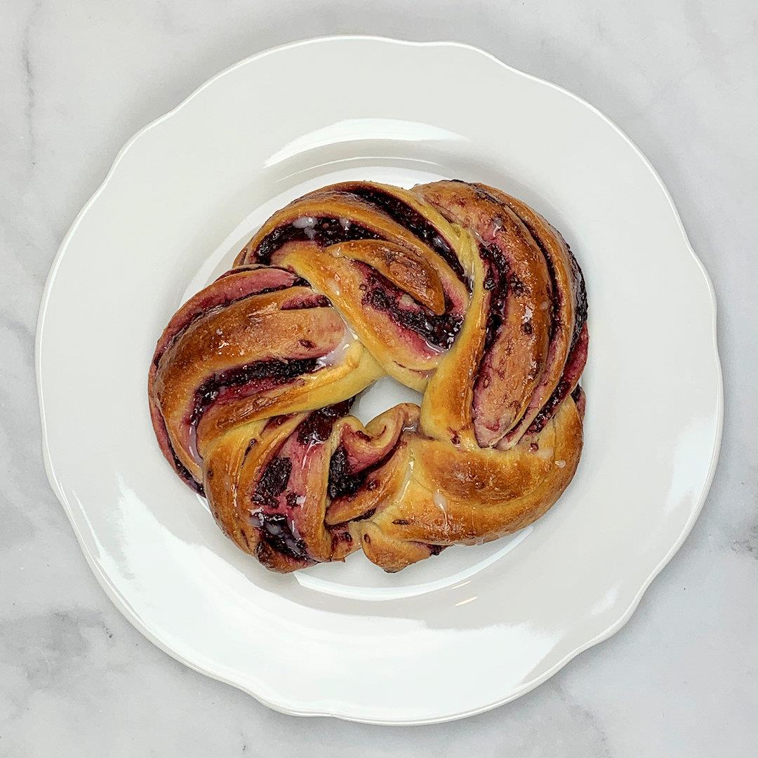 Blackberry Babka Wreath for Two – A Gourmet Food Blog