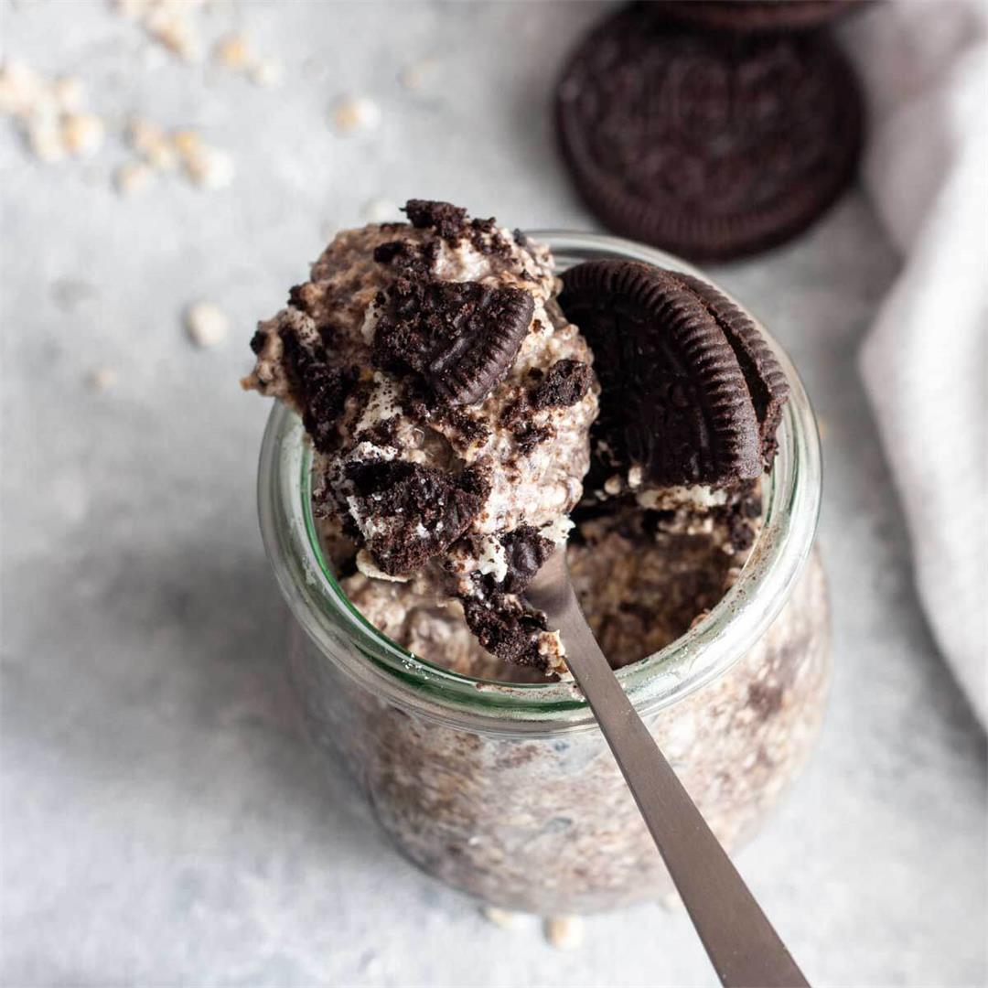 Easy Oreo Overnight Oats