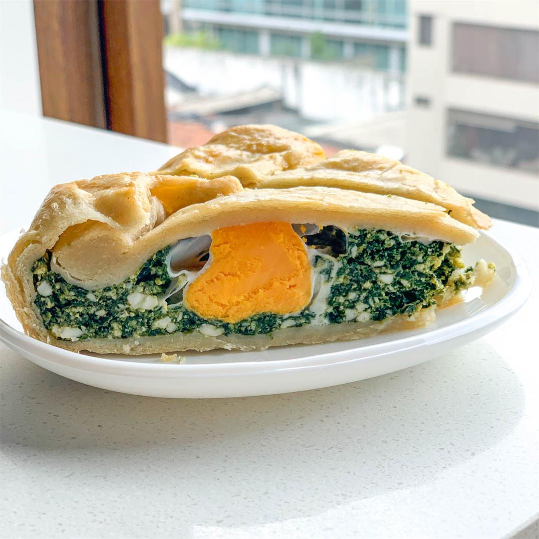 Puff pastry spinach and ricotta italian pie