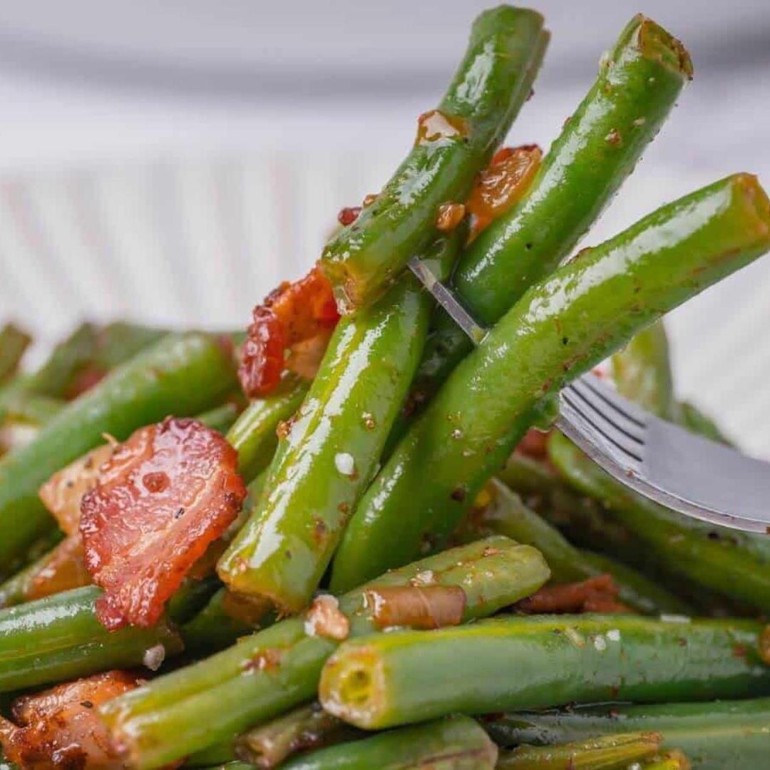 Crispy Bacon Green Beans: The Perfect Side Dish for Any Meal