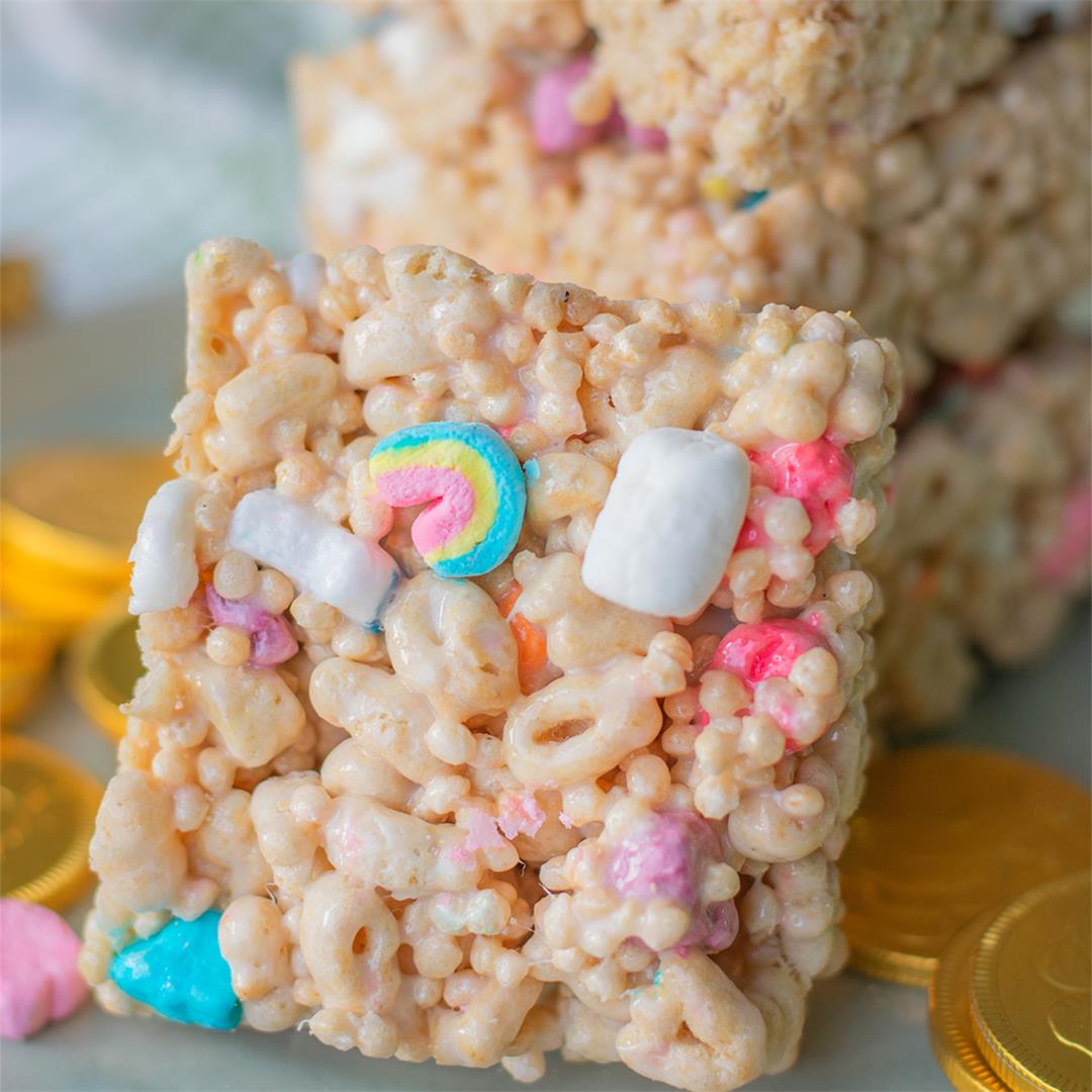 Lucky Charms Marshmallow Treat Bars