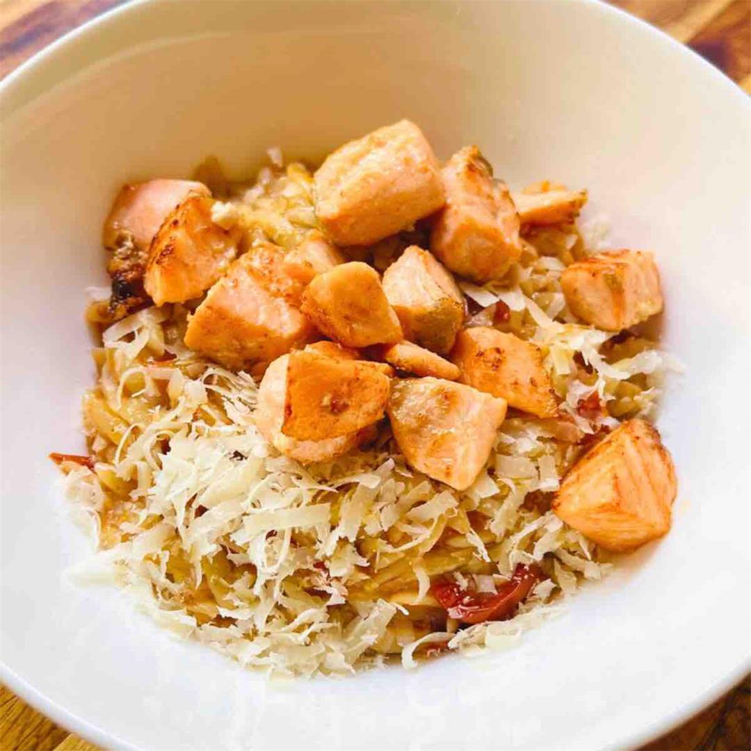 Tomato Orzo with Grilled Salmon Bites