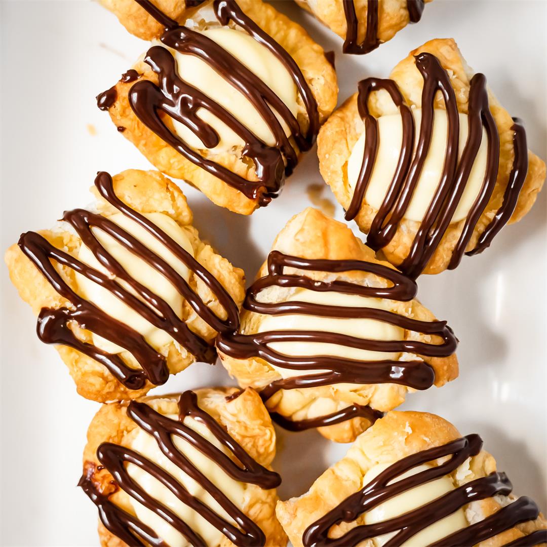 Chocolate Eclair Puffs